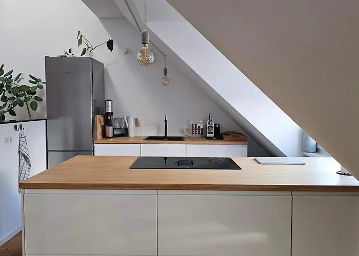 Daire Stadtwohnung 110qm Mit Dachterrasse Ueber Zwei Etagen *