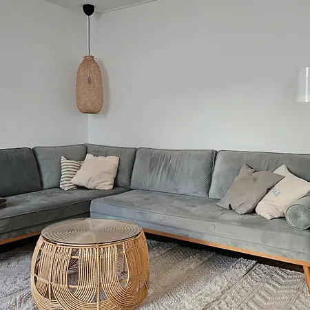 Stadtwohnung 110qm Mit Dachterrasse Ueber Zwei Etagen Apartmán