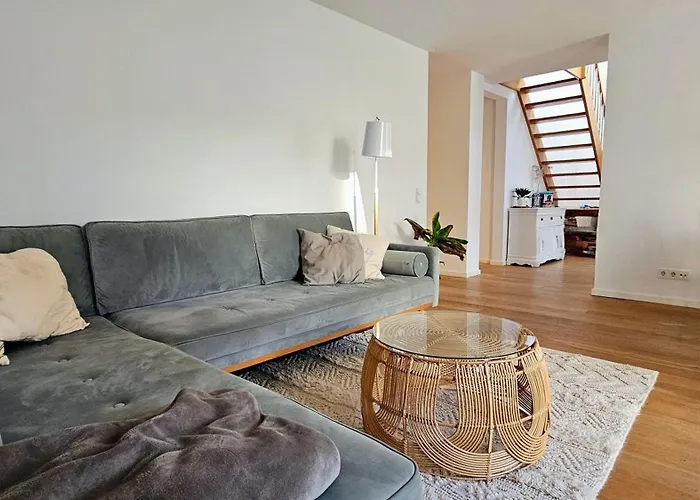 Stadtwohnung 110qm Mit Dachterrasse Ueber Zwei Etagen Lejlighed