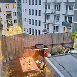 Stadtwohnung 110qm Mit Dachterrasse Ueber Zwei Etagen Apartment